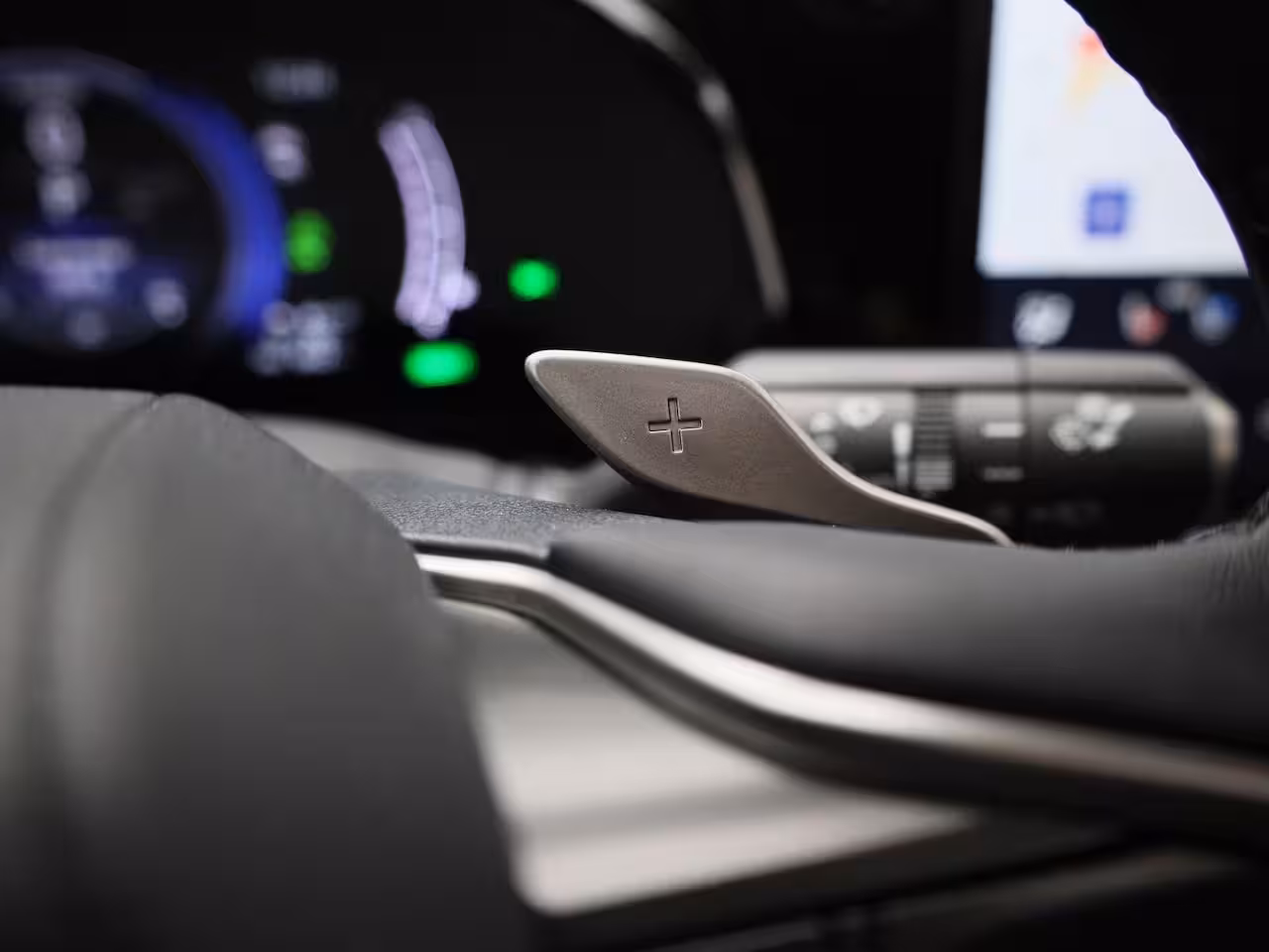 Lexus NX 450h+ AWD Luxury Line | PANORAMADAK | HEAD-UP DISPLAY | LEDERENSTOELEN MET MEMORY | CAMERA