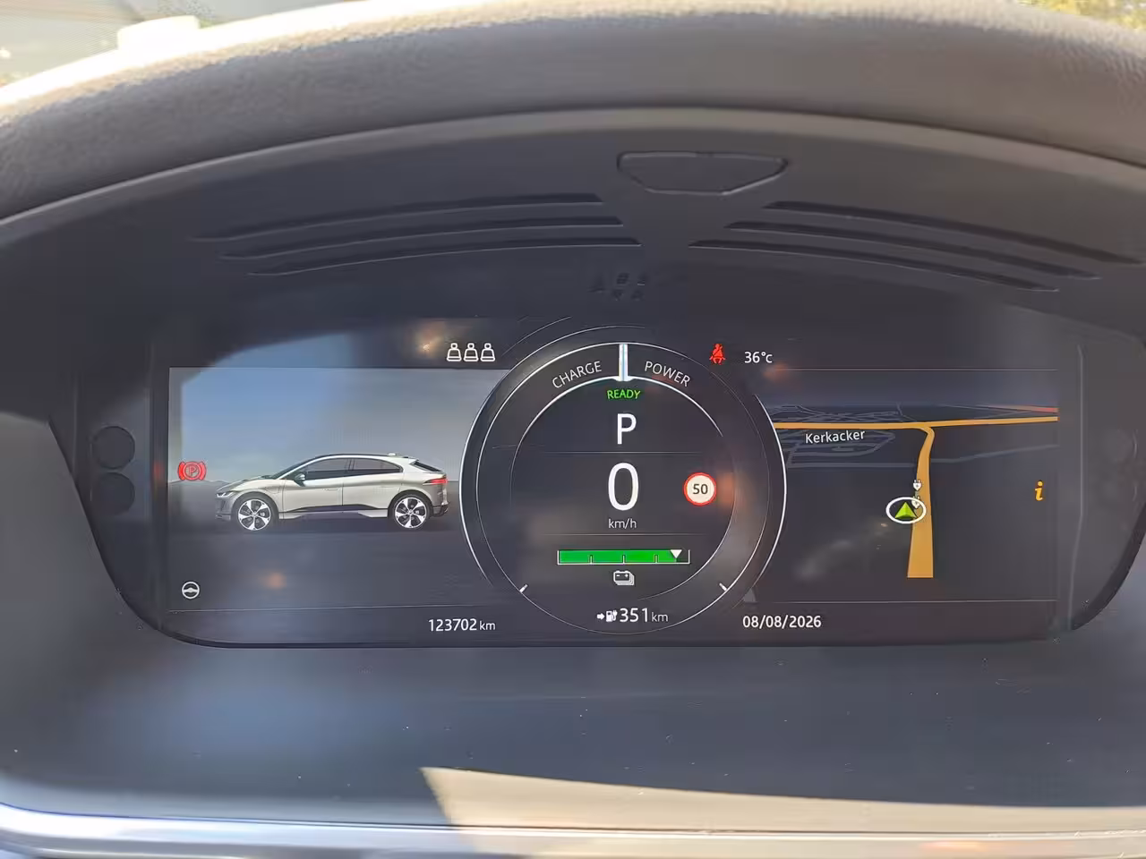 Jaguar I-PACE EV400 S 90 kWh | LEER | 360 CAMERA | MERIDIAN AUDIO | NAVIGATIE | ELEKTRISCHE BESTUURDERSS