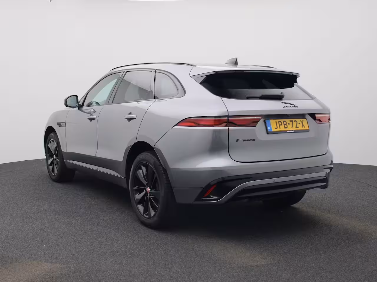 Jaguar F-Pace 2.0 P250 R-Dynamic SE | LEER | MERIDIAN AUDIO | CAMERA | NAVIGATIE
