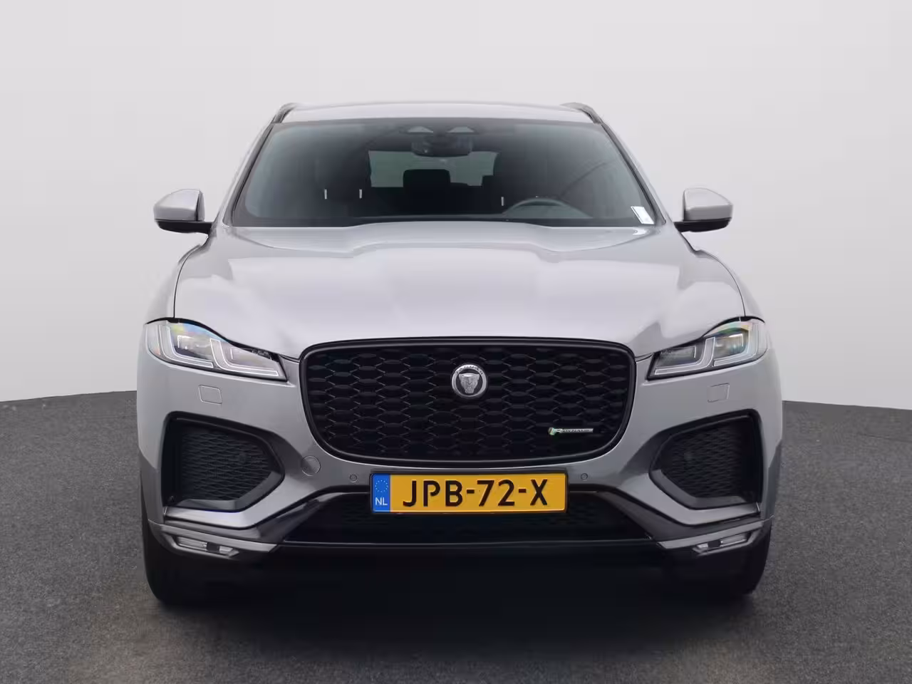 Jaguar F-Pace 2.0 P250 R-Dynamic SE | LEER | MERIDIAN AUDIO | CAMERA | NAVIGATIE