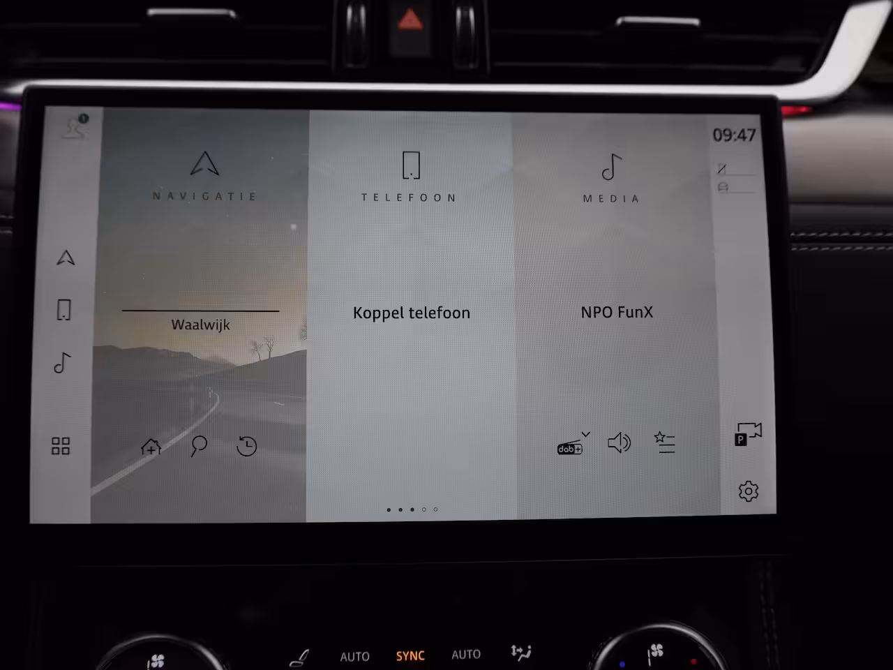 Jaguar F-Pace 2.0 P250 R-Dynamic SE | LEER | MERIDIAN AUDIO | CAMERA | NAVIGATIE