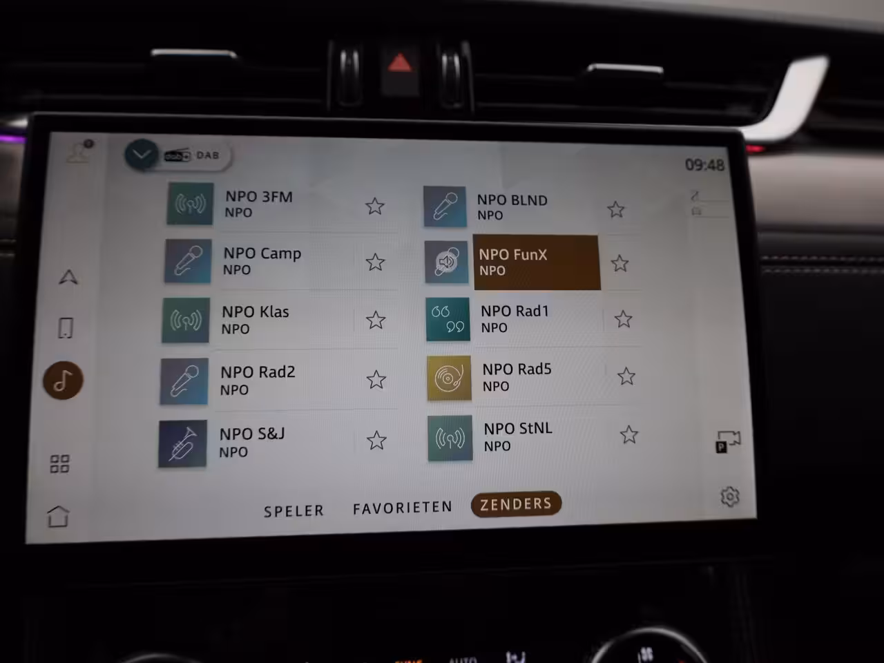 Jaguar F-Pace 2.0 P250 R-Dynamic SE | LEER | MERIDIAN AUDIO | CAMERA | NAVIGATIE