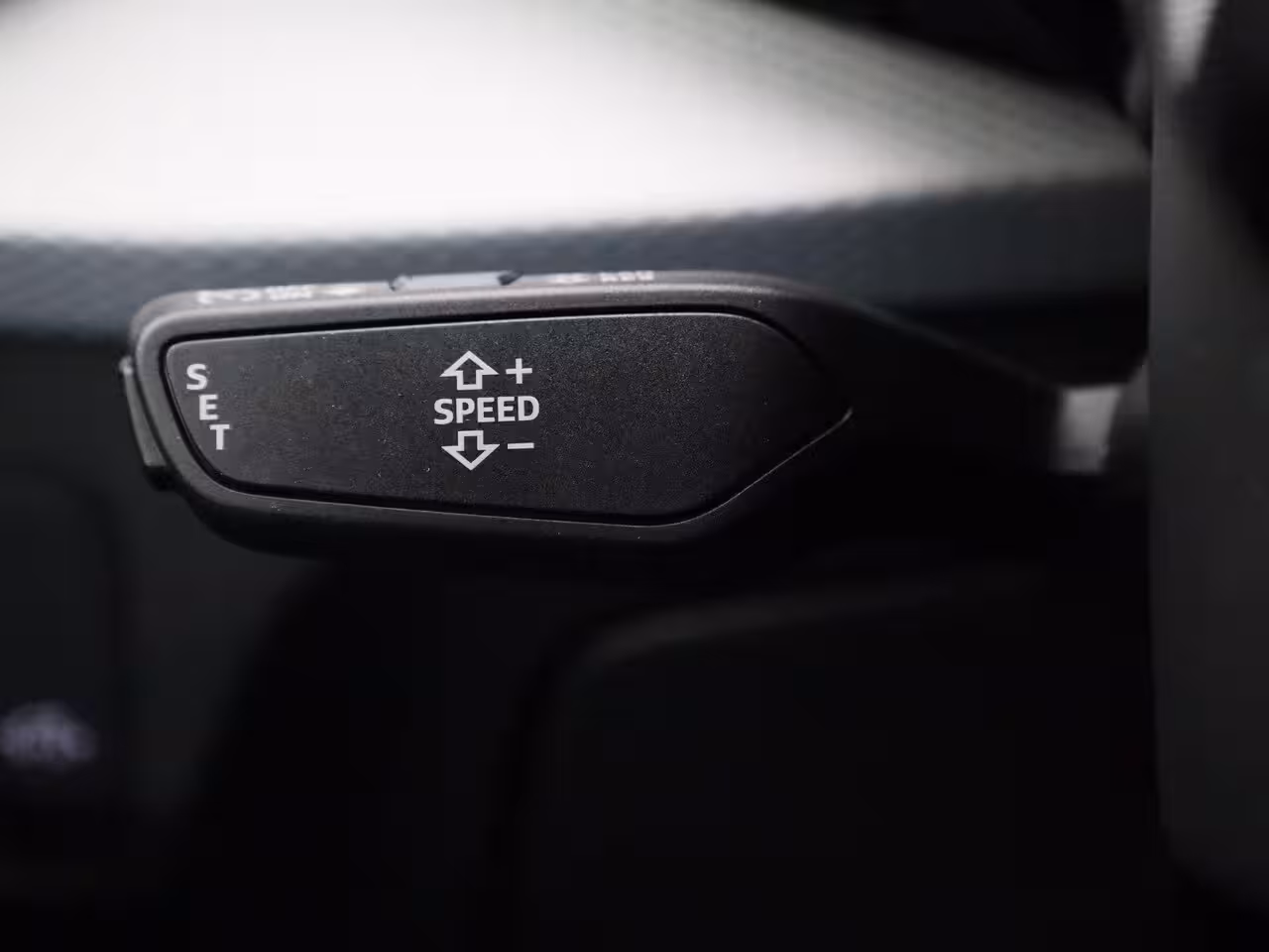 Audi Q2 30 TFSI Pro Line | APPLE CARPLAY-ANDRIOD AUTO | CRUISE CONTROL | KLIMAATREGELING