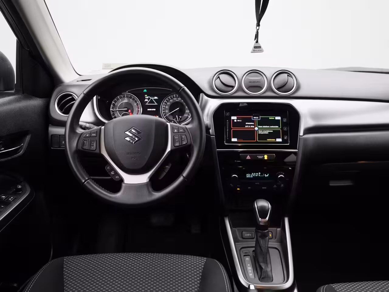 Suzuki Grand Vitara 1.5 Luxe+ 2WD A/T | CAMERA | KLIMAATREGELING | STOELVERWARMING | KEYLESS | ADAPTIVE CRUISE