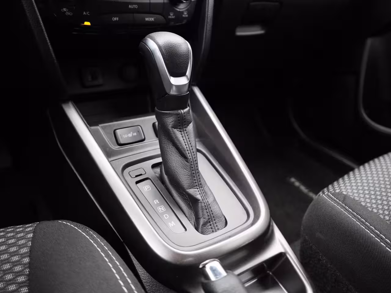 Suzuki Grand Vitara 1.5 Luxe+ 2WD A/T | CAMERA | KLIMAATREGELING | STOELVERWARMING | KEYLESS | ADAPTIVE CRUISE