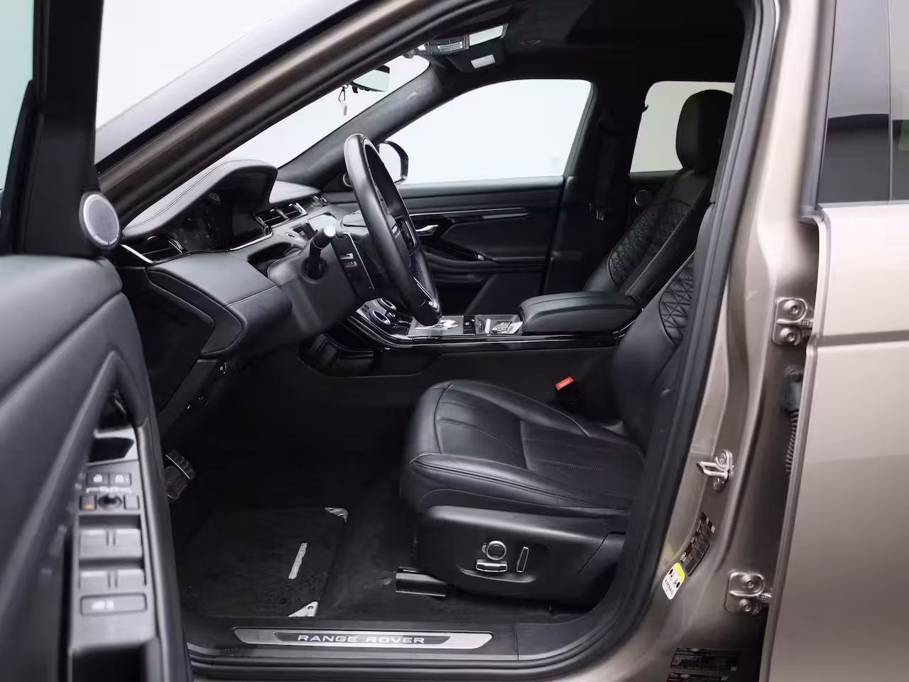 Land Rover Range Rover Evoque 1.5 P300e AWD Autobiography | PANO-SCHUIFDAK | MERIDIAN AUDIO | STOEL-STUURWIELVERWARMING