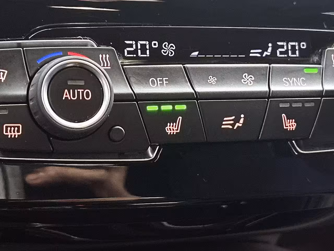 BMW X2 M35i High Executive Edition | NAVIGATIE | CAMERA | STOELVERWARMING | HARMAN-KARDON AUDIO |