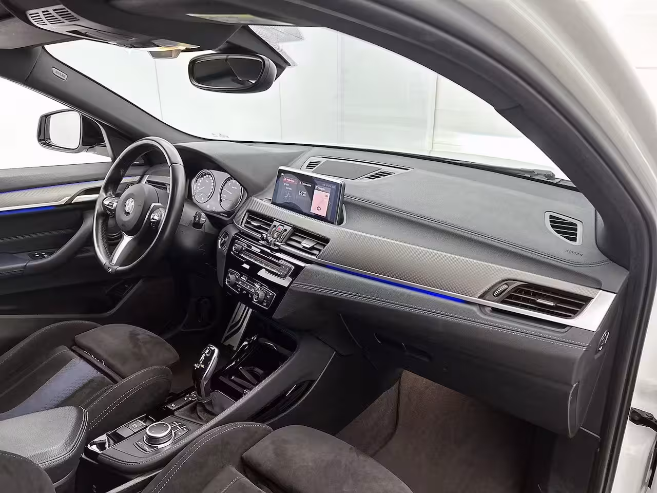 BMW X2 M35i High Executive Edition | NAVIGATIE | CAMERA | STOELVERWARMING | HARMAN-KARDON AUDIO |