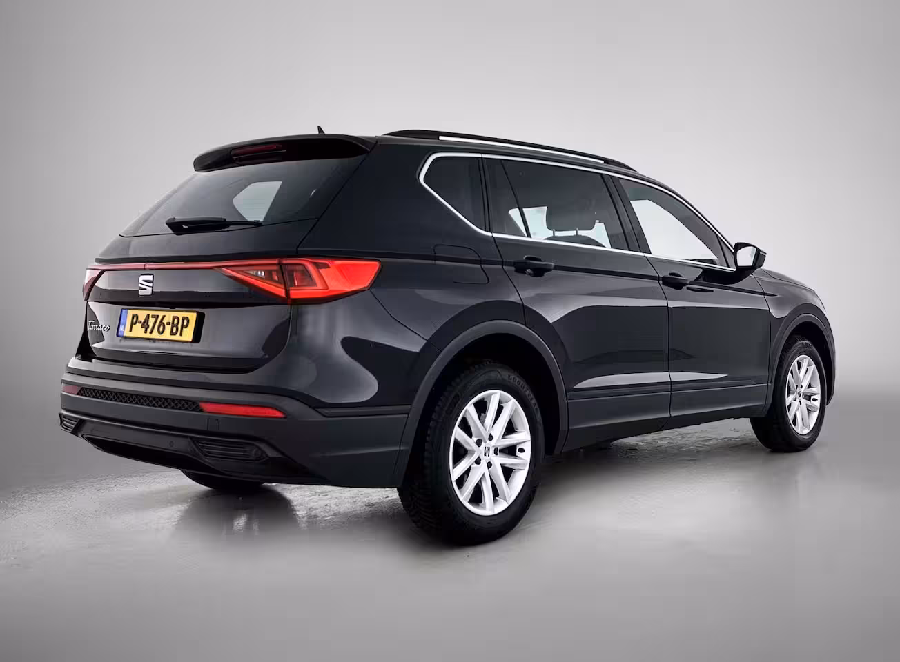 Seat Tarraco 1.5 TSI Style Business Intense | 7 PERSOONS | AUTOMAAT | CAMERA | NAVIGATIE | DRAADLOOS TE