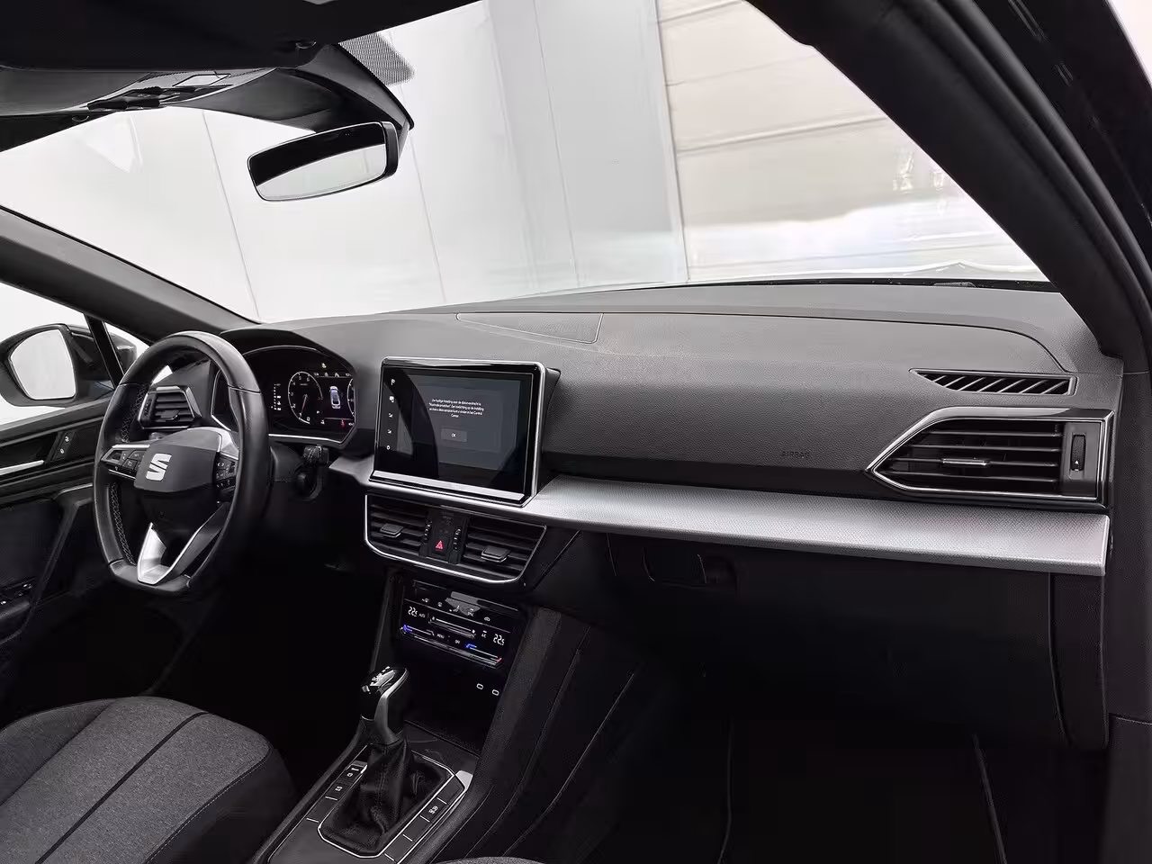 Seat Tarraco 1.5 TSI Style Business Intense | 7 PERSOONS | AUTOMAAT | CAMERA | NAVIGATIE | DRAADLOOS TE