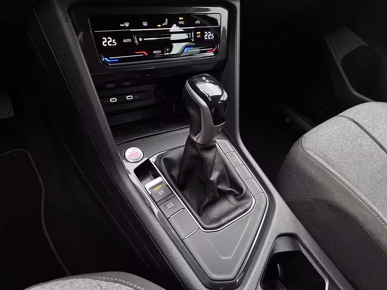 Seat Tarraco 1.5 TSI Style Business Intense | 7 PERSOONS | AUTOMAAT | CAMERA | NAVIGATIE | DRAADLOOS TE