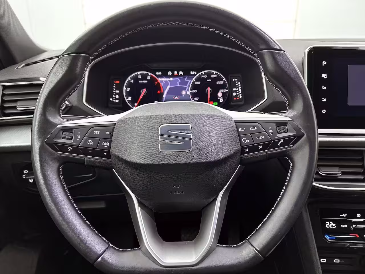 Seat Tarraco 1.5 TSI Style Business Intense | 7 PERSOONS | AUTOMAAT | CAMERA | NAVIGATIE | DRAADLOOS TE