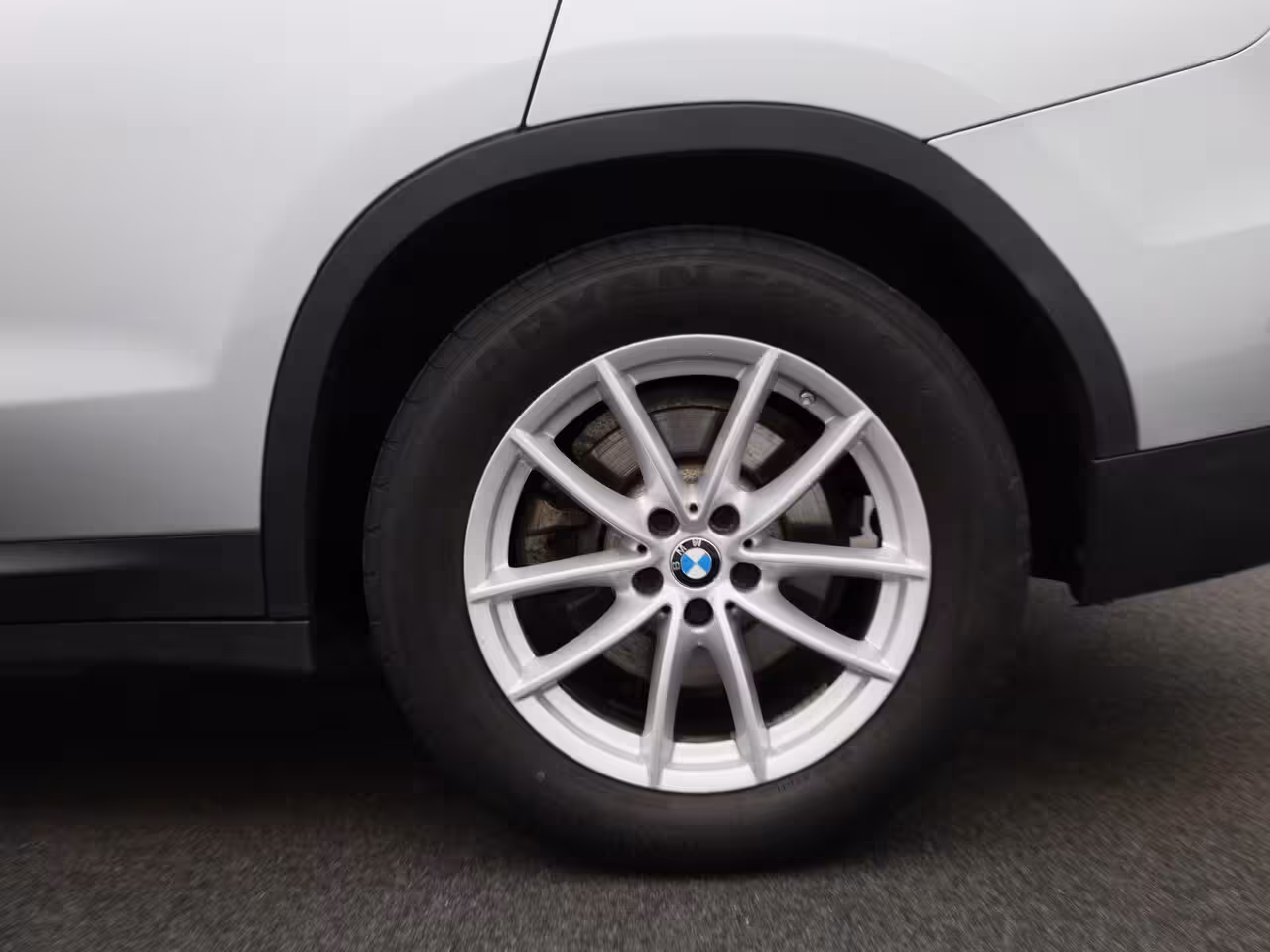 BMW X3 xDrive30e | PANORAMADAK | STOEL-STUURWIELVERWARMING | APPLE CARPLAY-ANDRIOD AUTO | CAMERA