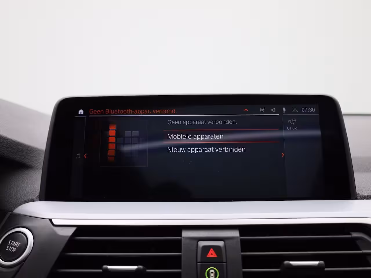 BMW X3 xDrive30e | PANORAMADAK | STOEL-STUURWIELVERWARMING | APPLE CARPLAY-ANDRIOD AUTO | CAMERA