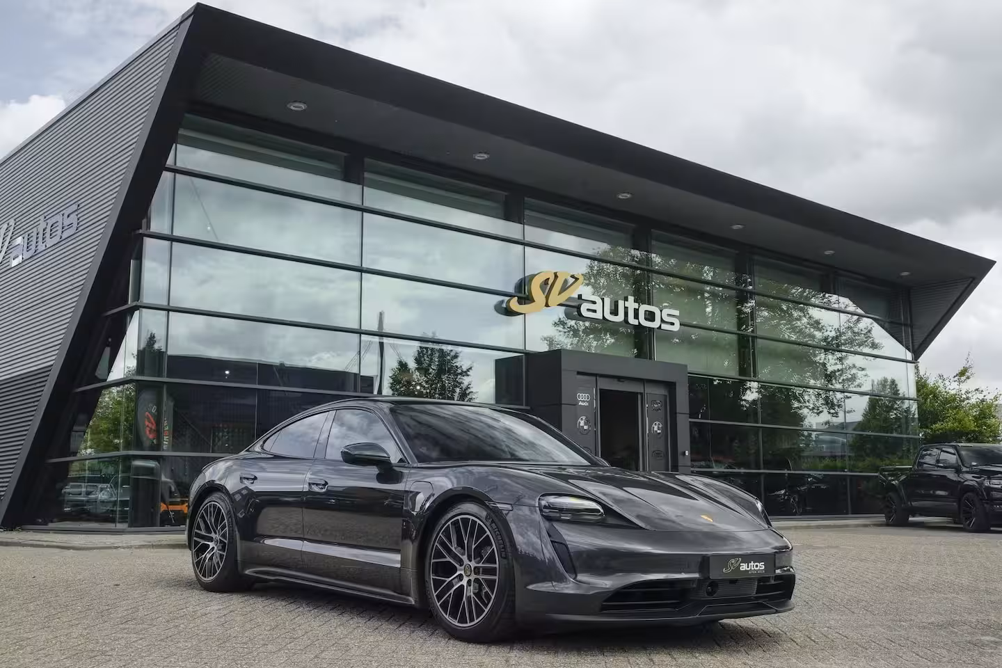 Porsche Taycan Performance Plus 476pk 93, 4 kWh Panoramadak *BTW* *SOH 89%* Luchtvering Bose Comfortstoel