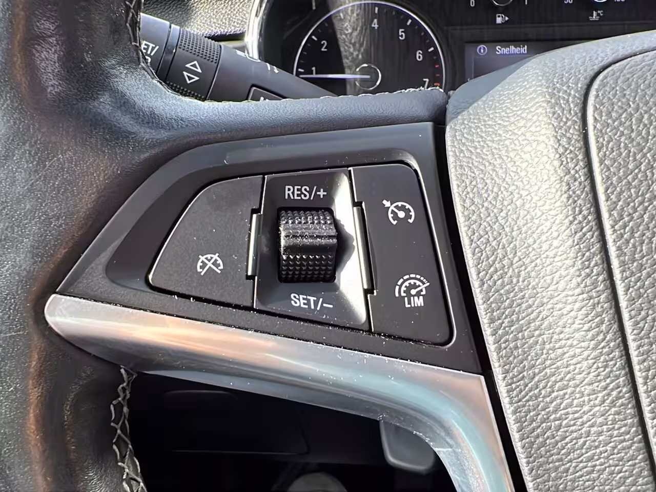 Opel Mokka X 1.4 Turbo Innovation | Stuur- stoelverwarming | Parkeersensoren | DAB+ | Panoramadak | Lee