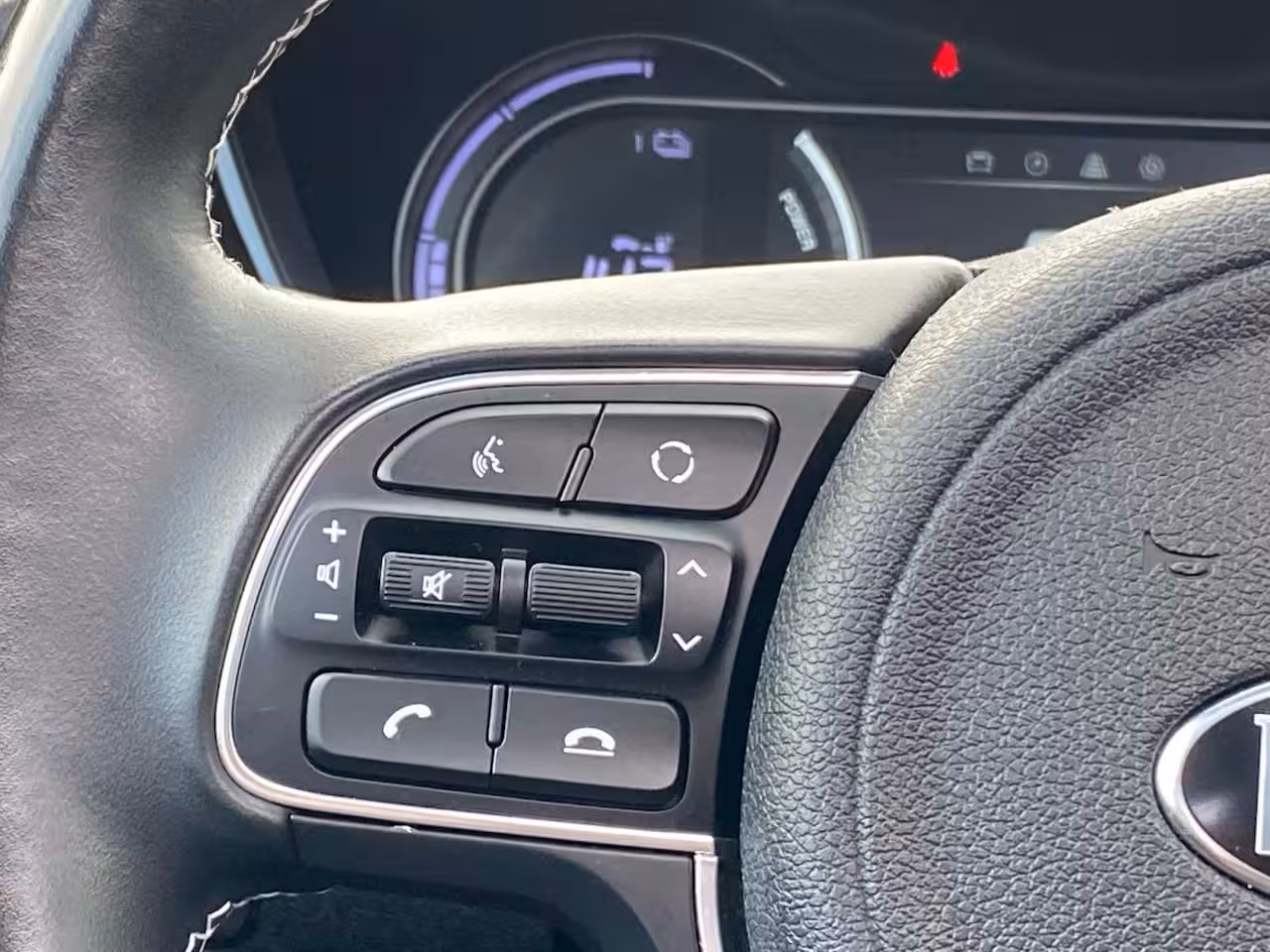 Kia e-Niro DynamicPlusLine 64 kWh | Climate control | Navigatie | Parkeercamera | Stoel + stuurverwar