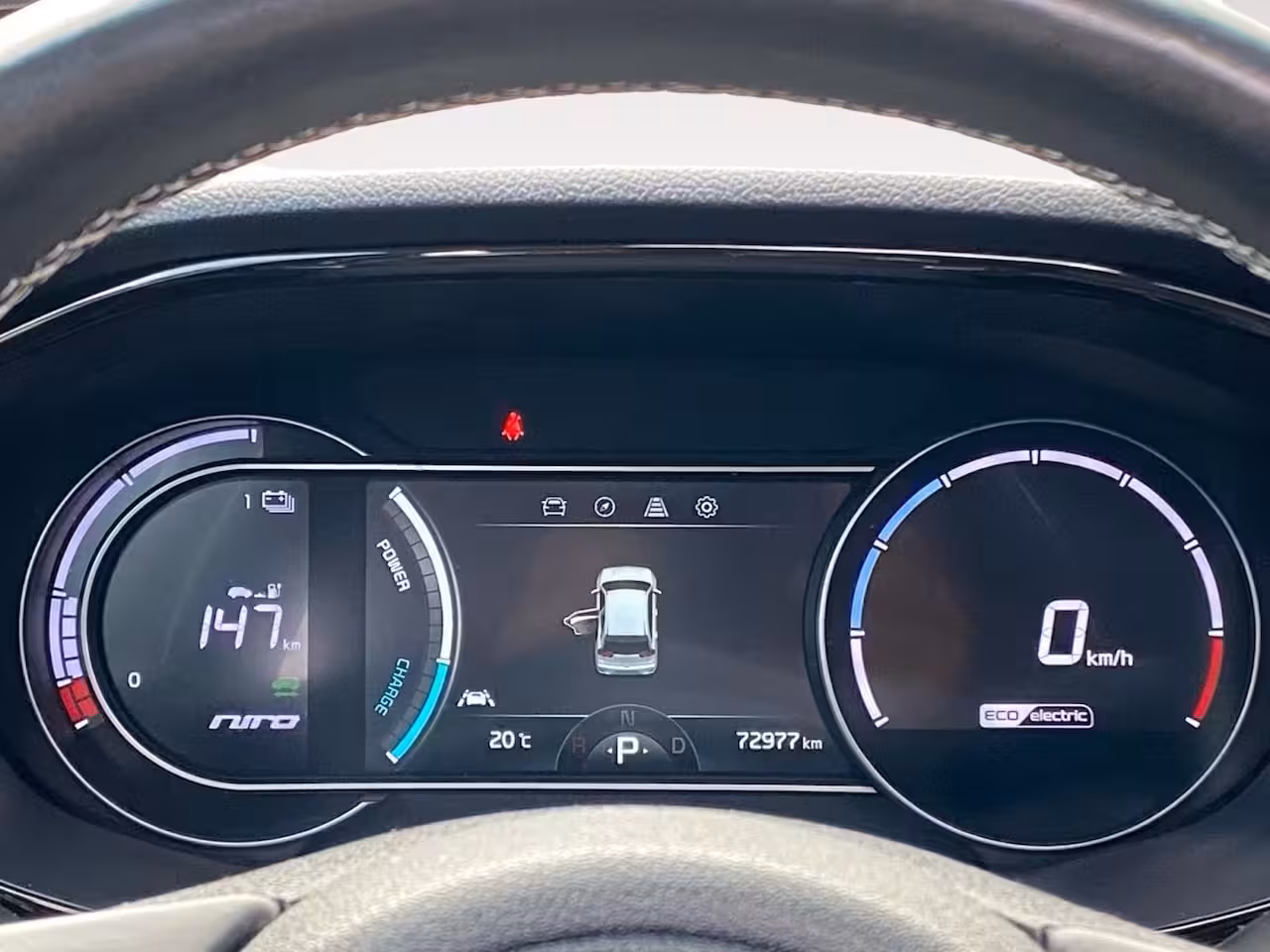 Kia e-Niro DynamicPlusLine 64 kWh | Climate control | Navigatie | Parkeercamera | Stoel + stuurverwar