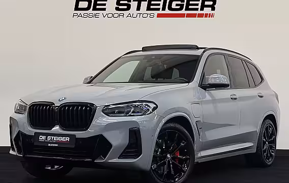 BMW X3 XDrive30e High Executive M Sport Pano Laser Headup Trekhaak 292 PK