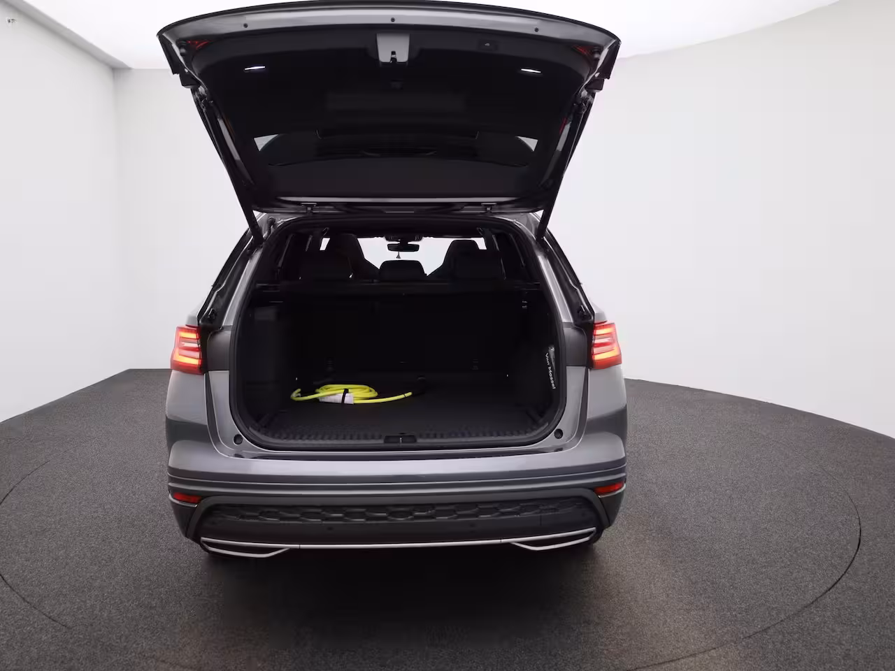 Skoda Kodiaq 1.5 TSI PHEV Sportline Business 204 PK | Automaat | Panoramadak | Matrix LED Koplampen | N