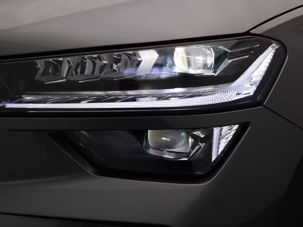 Skoda Kodiaq 1.5 TSI PHEV Sportline Business 204 PK | Automaat | Panoramadak | Matrix LED Koplampen | N