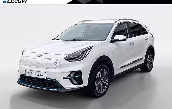 Kia e-Niro ExecutiveLine 64 kWh | SOH 100% | Warmtepomp | Navigatie | Adaptive cruise control | Clima