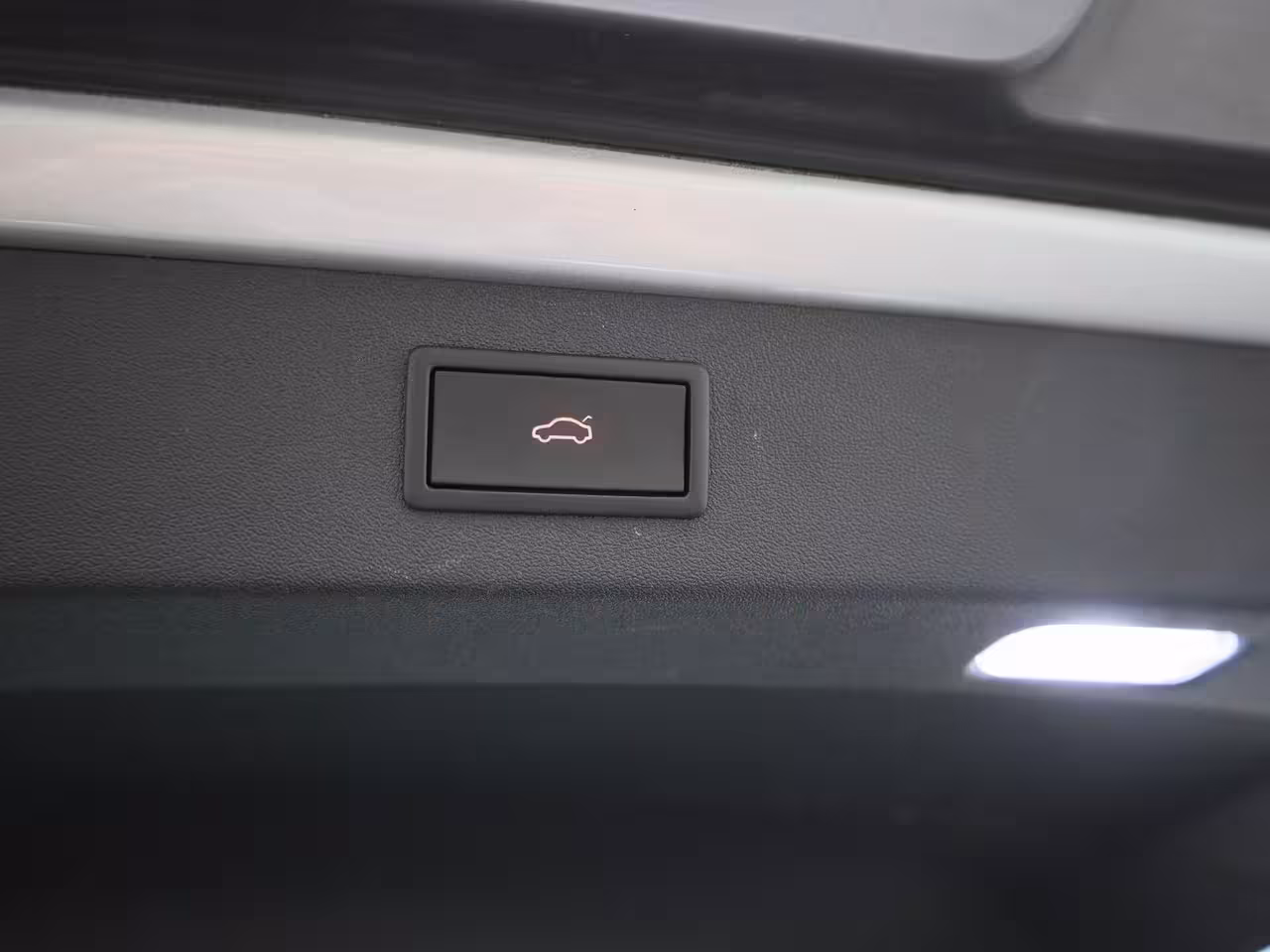 Skoda Enyaq Coupé iV 80 RS | PANORAMADAK | SFEERVERLICHTING | STOEL-STUUR-VOORRUIT VERWARMING | ELEK.STOEL | AD