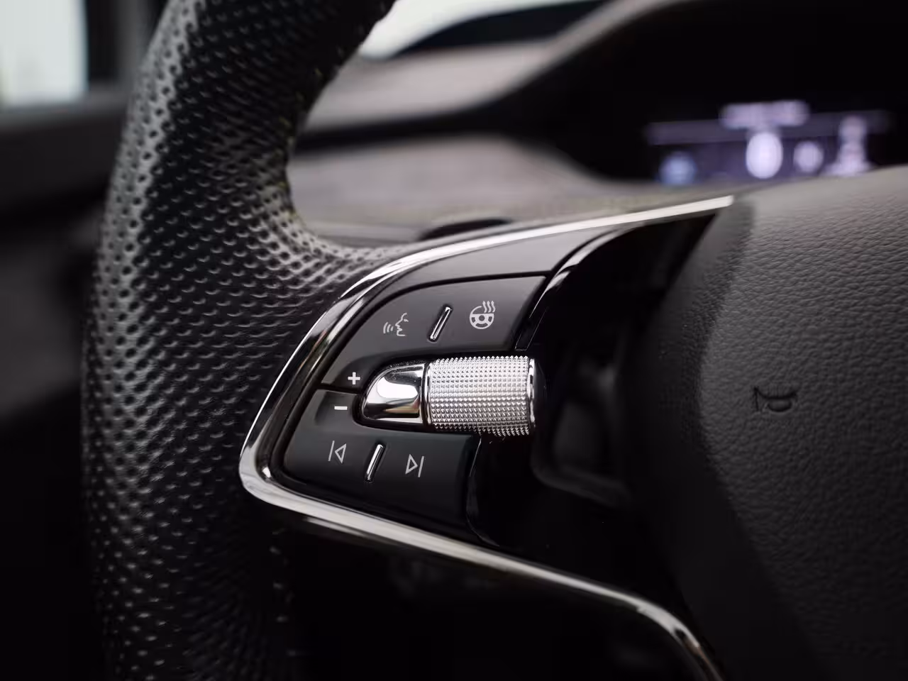 Skoda Enyaq Coupé iV 80 RS | PANORAMADAK | SFEERVERLICHTING | STOEL-STUUR-VOORRUIT VERWARMING | ELEK.STOEL | AD