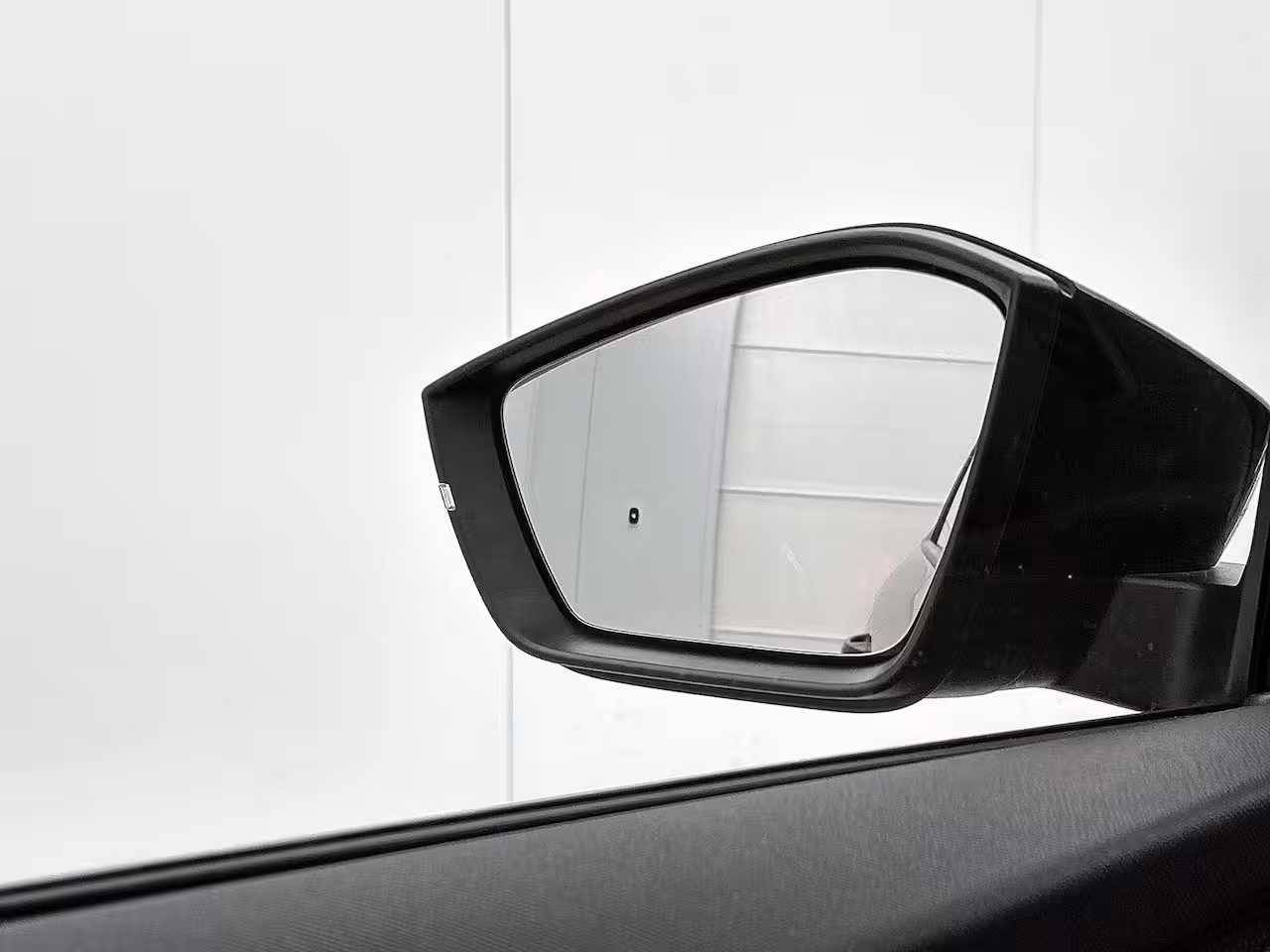 Skoda Scala 1.0 TSI Ambition Metallic lak | Licht metalen velgen