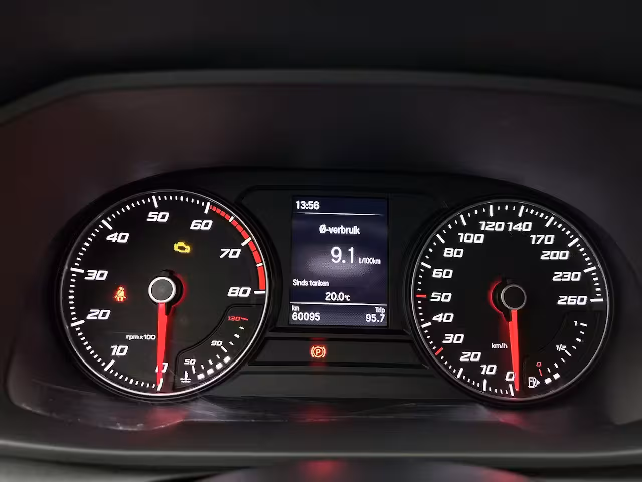 Seat Leon 1.0 TSI Style 110 PK | LED Koplampen | Apple Carplay/Android Auto | Cruise control | Parke