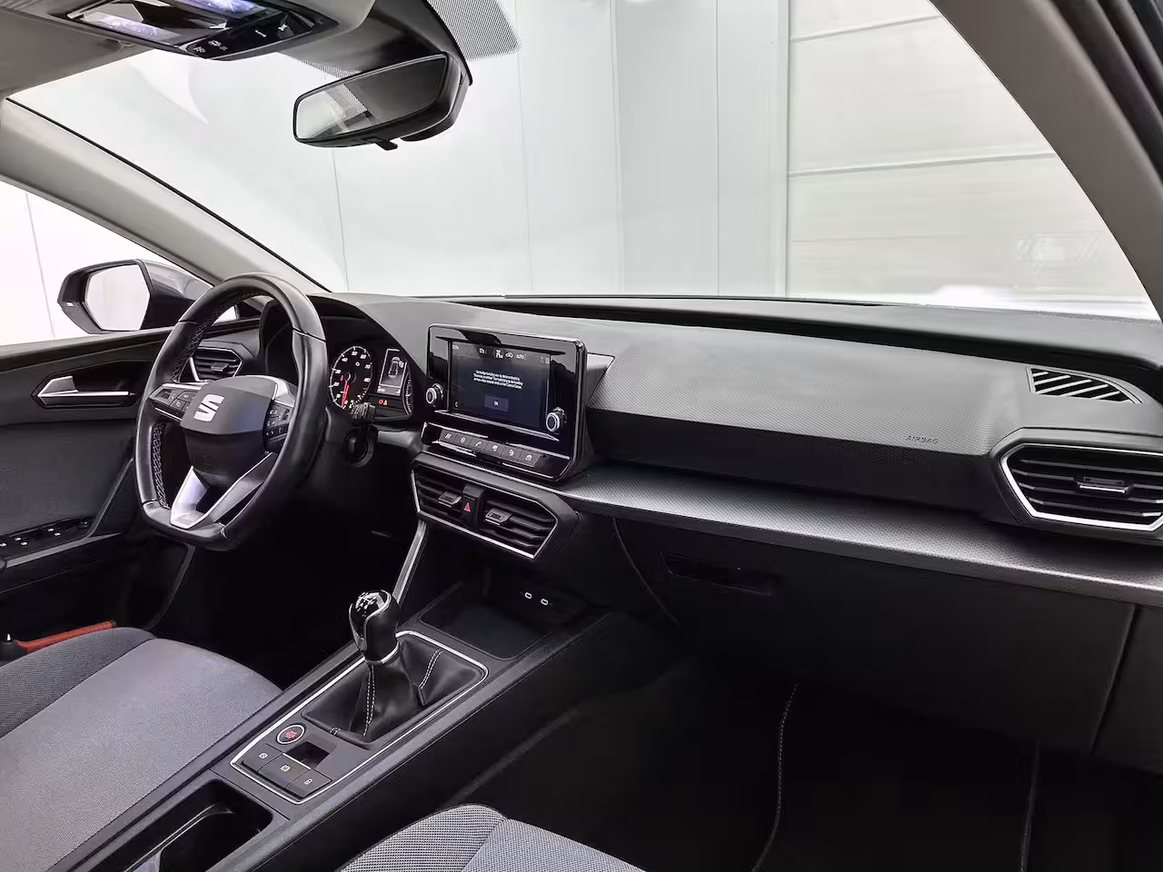 Seat Leon 1.0 TSI Style 110 PK | LED Koplampen | Apple Carplay/Android Auto | Cruise control | Parke