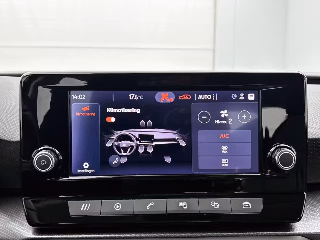 Seat Leon 1.0 TSI Style 110 PK | LED Koplampen | Apple Carplay/Android Auto | Cruise control | Parke