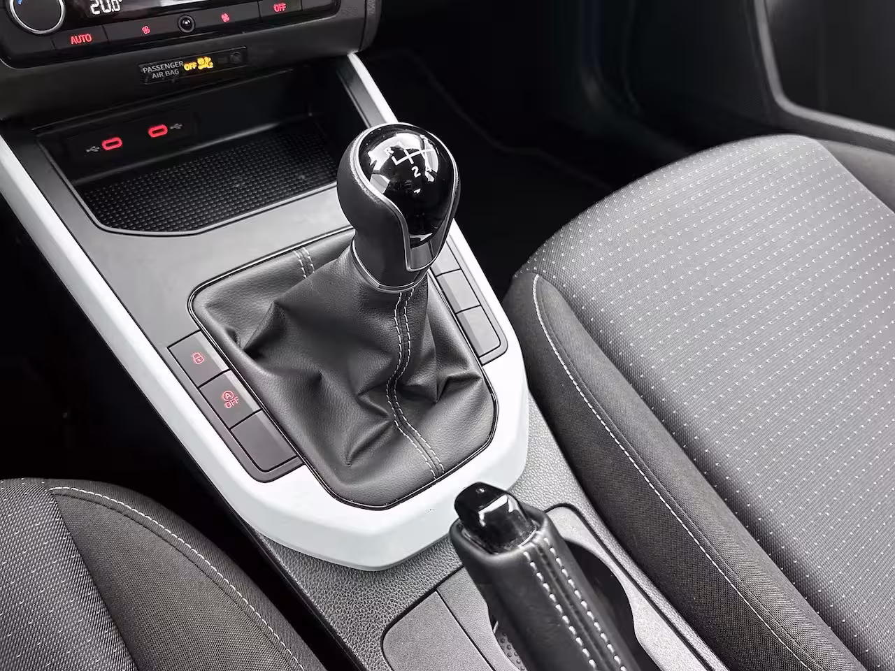 Seat Arona 1.0 TSI Style 95 PK | LED Koplampen | Apple Carplay & Android auto | Climate Control | Cru