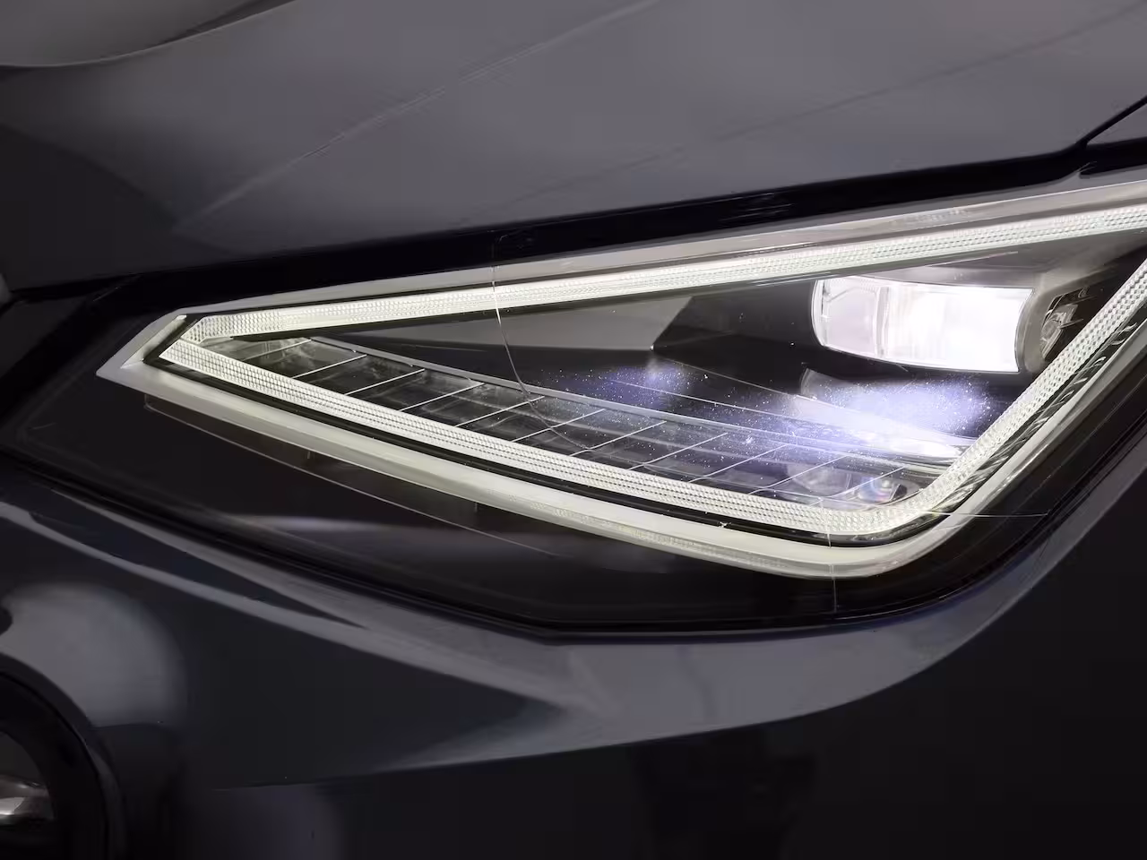 Seat Arona 1.0 TSI FR 110 PK | Automaat | Apple Carplay/Android Auto | LED Koplampen | Cruise Control