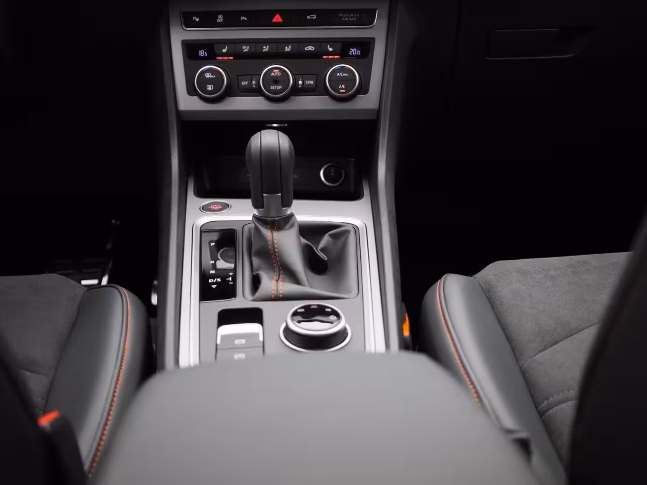 Seat Ateca 1.5 TSI FR Business Intense 150 PK | Automaat | LED Koplampen | Trekhaak | Navigatie | Cli