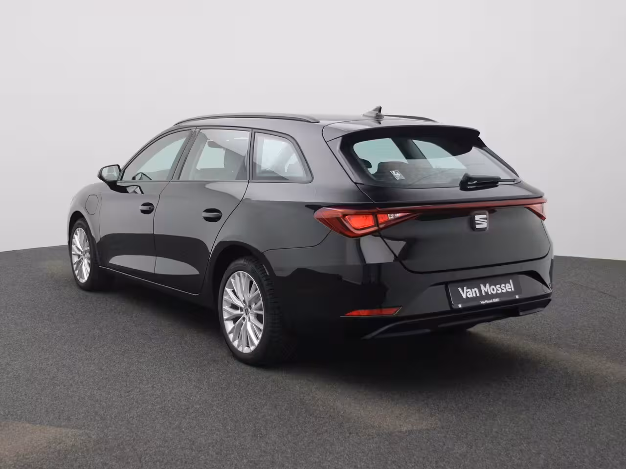 Seat Leon Sportstourer 1.5 TSI e-Hybrid Style 204 PK | Automaat | LED Koplampen | Apple Carplay/Android Auto | Pa