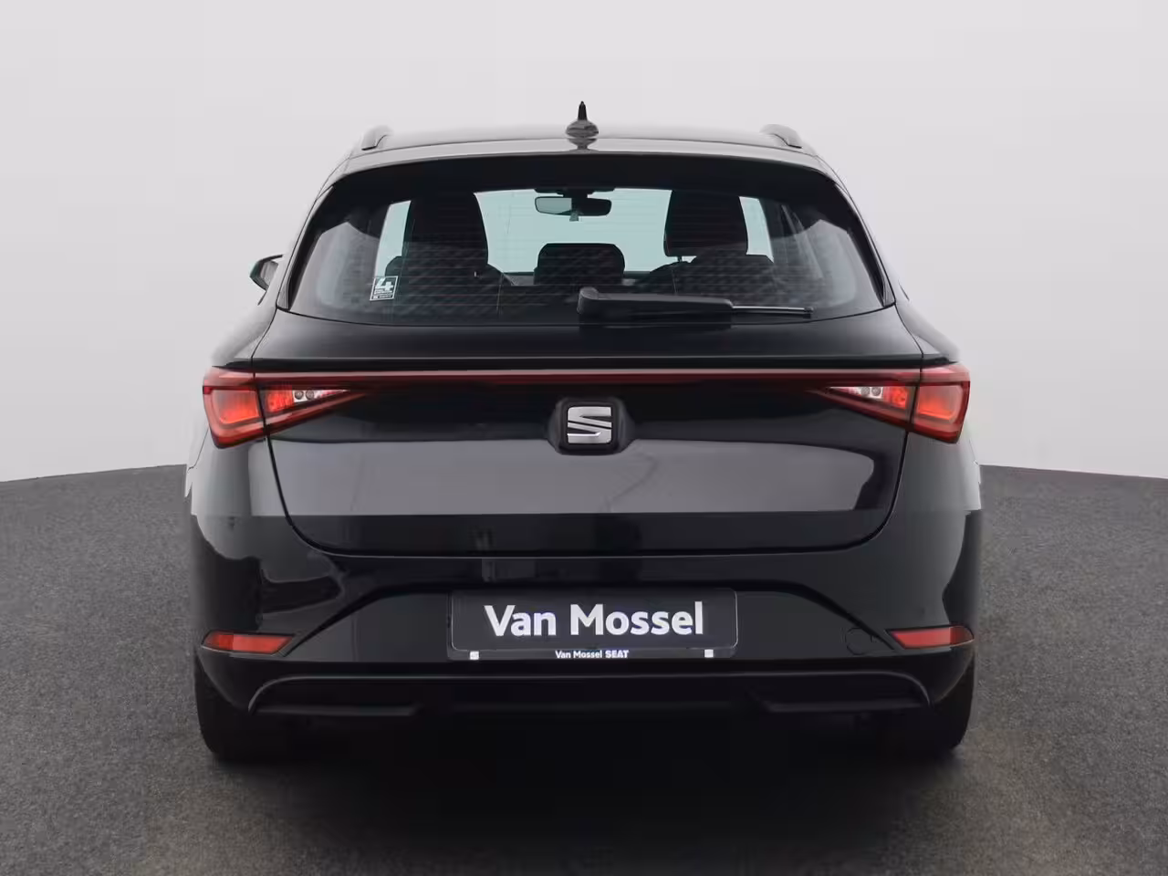 Seat Leon Sportstourer 1.5 TSI e-Hybrid Style 204 PK | Automaat | LED Koplampen | Apple Carplay/Android Auto | Pa