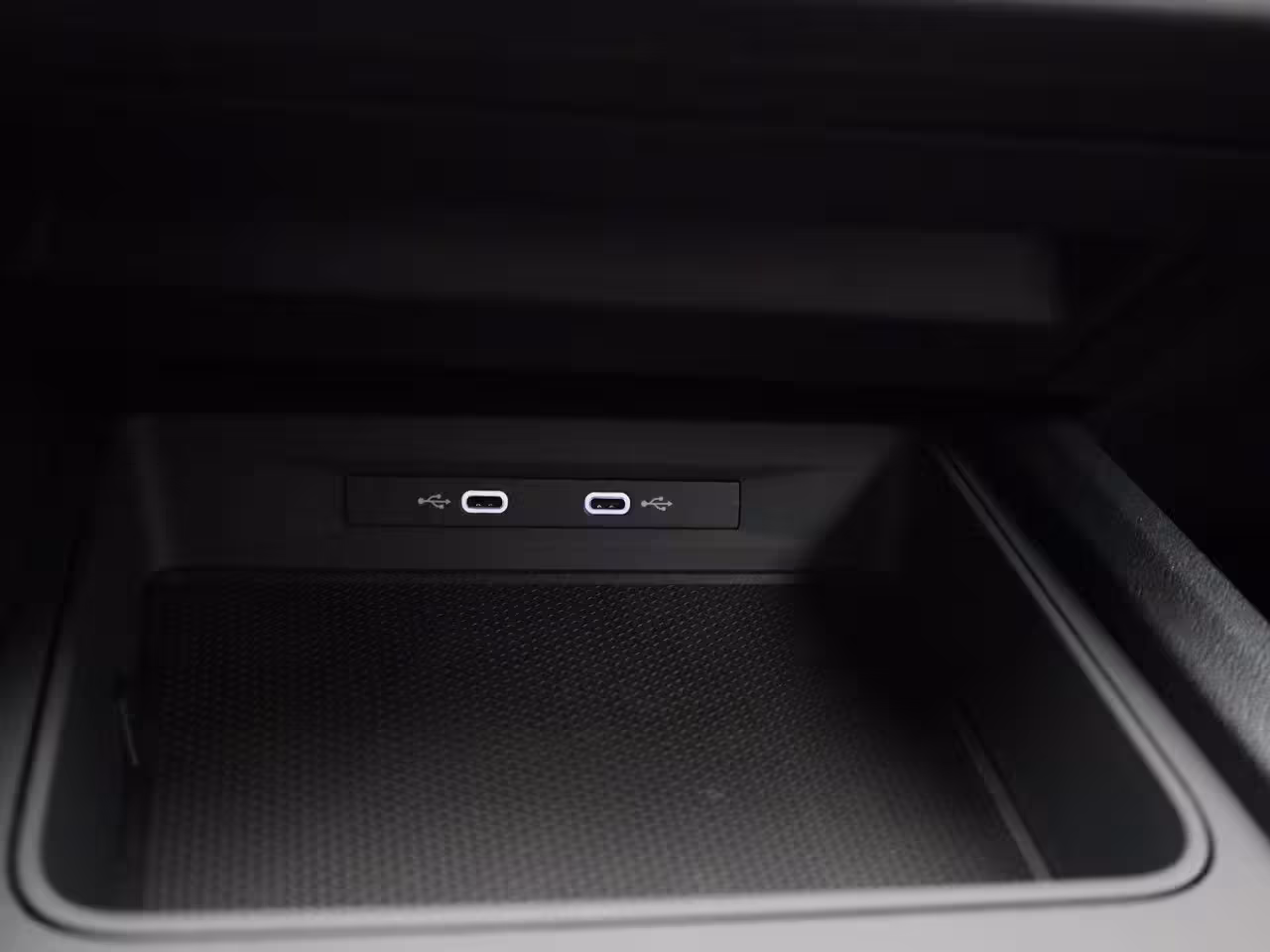 Seat Leon Sportstourer 1.5 TSI e-Hybrid Style 204 PK | Automaat | LED Koplampen | Apple Carplay/Android Auto | Pa