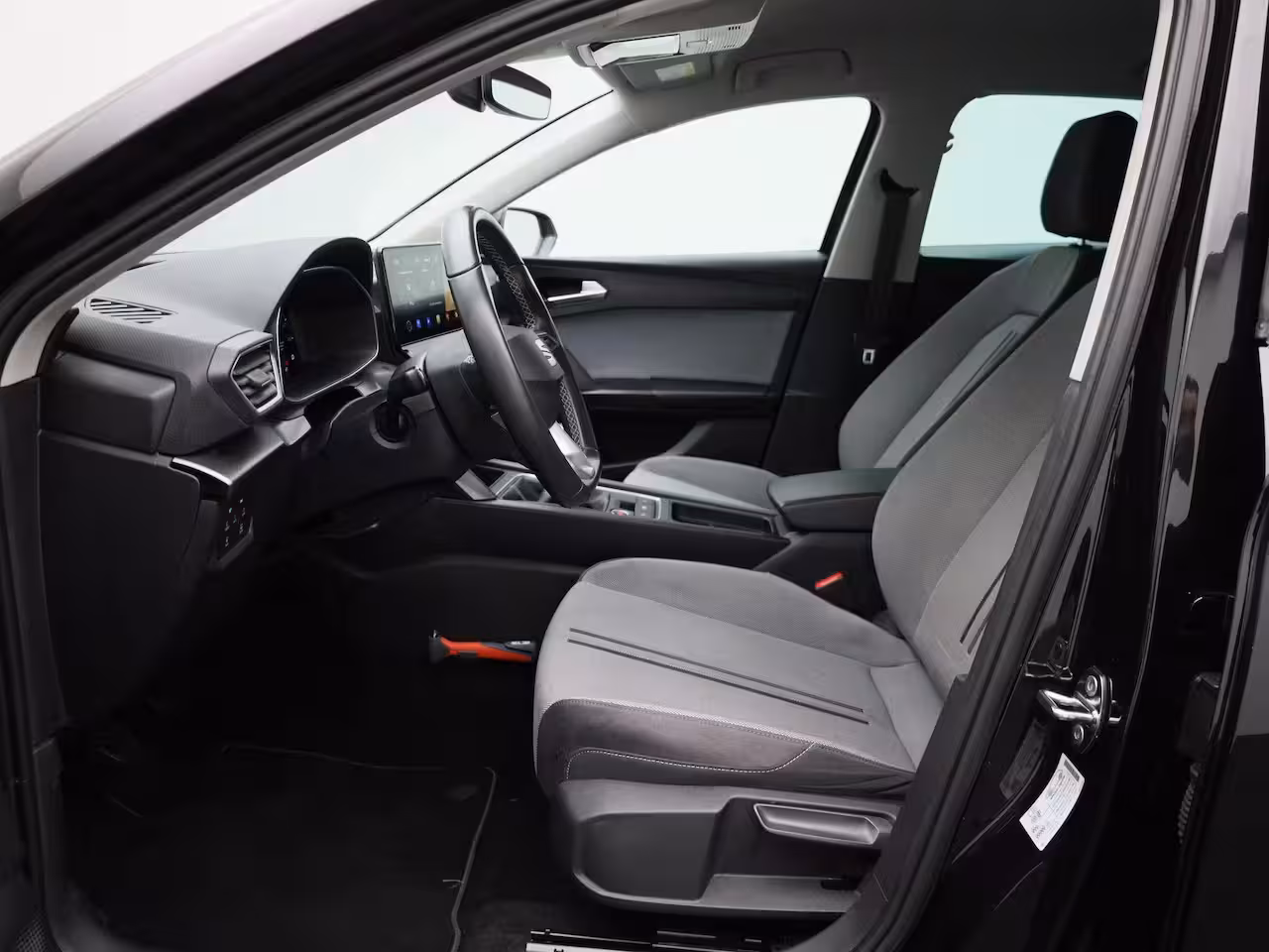 Seat Leon 1.0 TSI Style Business Intense 110 PK | LED Koplampen | Navigatie | Parkeersensoren | Geti