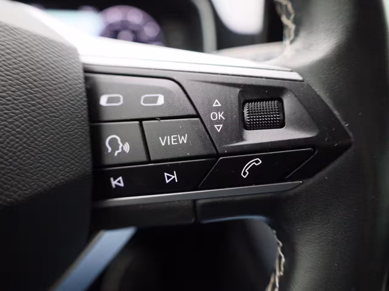 Seat Leon 1.0 TSI Style Business Intense 110 PK | LED Koplampen | Navigatie | Parkeersensoren | Geti