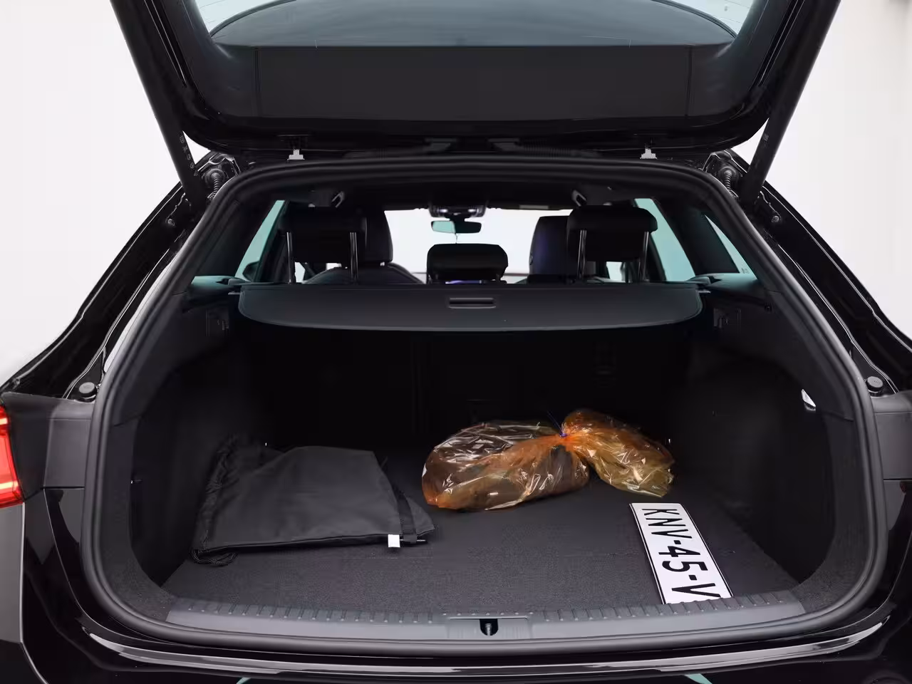 Seat Leon Sportstourer 1.5 TSI e-Hybrid FR Business 204 PK | Automaat | LED Koplampen | Trekhaak | Navigatie | Cl