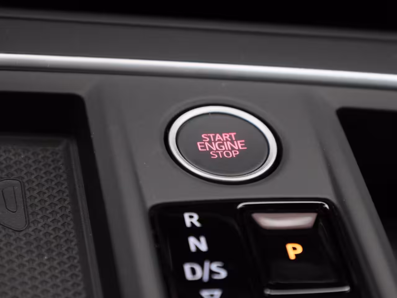 Seat Leon Sportstourer 1.5 TSI e-Hybrid FR Business 204 PK | Automaat | LED Koplampen | Trekhaak | Navigatie | Cl