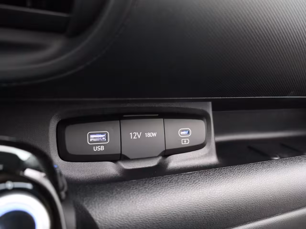 Hyundai Inster Pulse Advanced 42 kWh | Schuif-/kanteldak | Stoelen vóór, verwarmd | Parkeersensoren, vóór