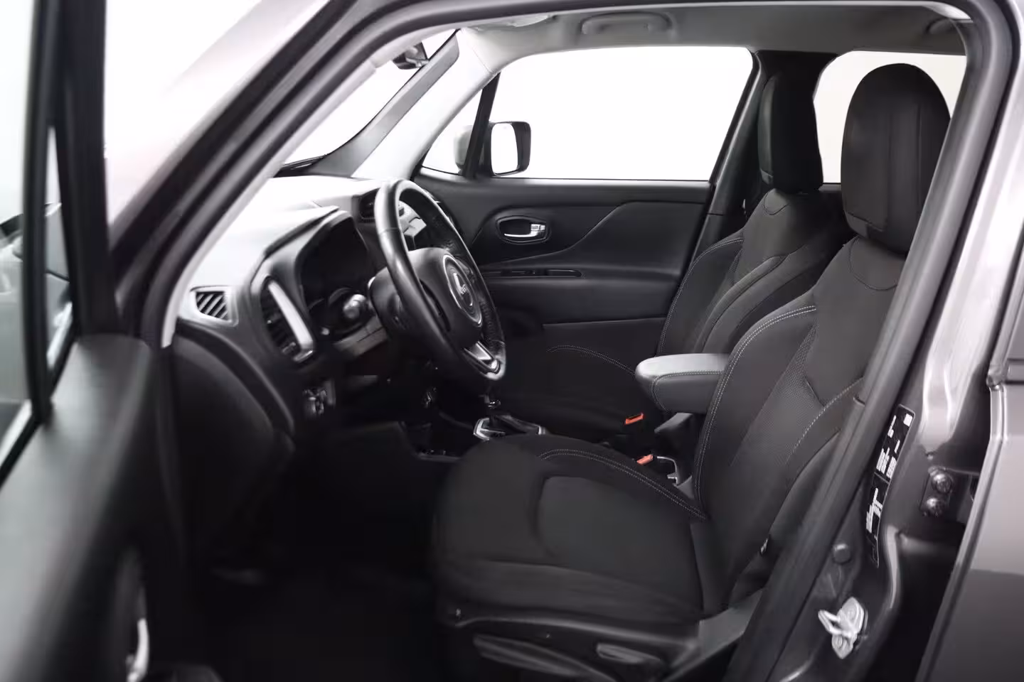 Jeep Renegade 1.3T Freedom Automaat | Apple Carplay/Android Auto | Cruise control adaptief | Navigatie |