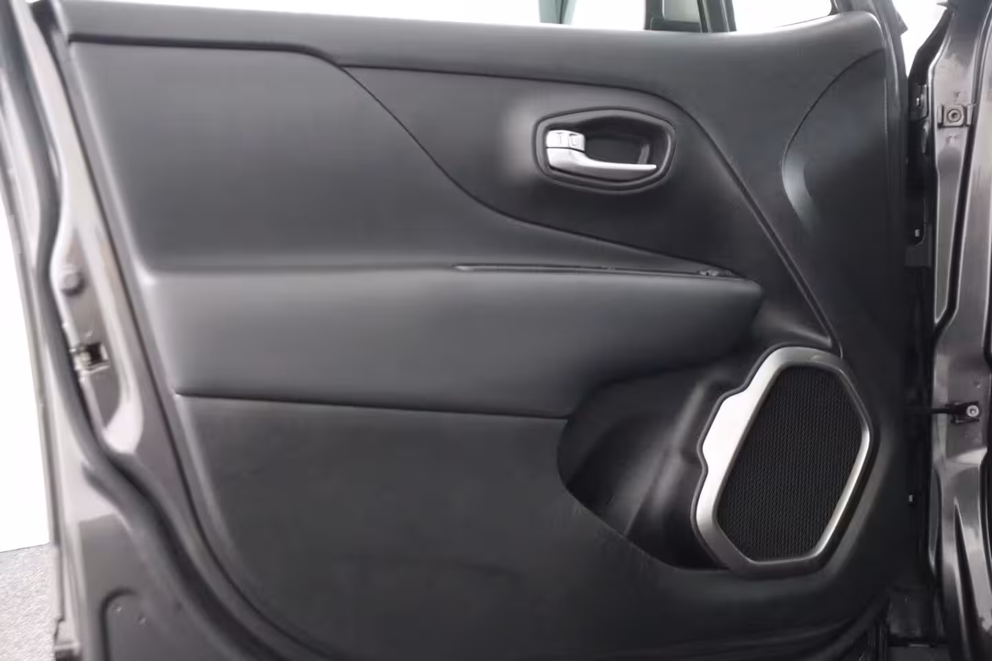 Jeep Renegade 1.3T Freedom Automaat | Apple Carplay/Android Auto | Cruise control adaptief | Navigatie |