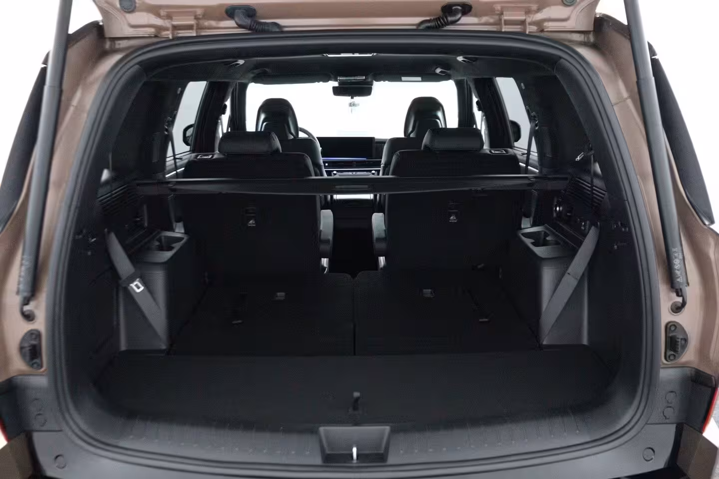 Hyundai Santa Fe 1.6 T-GDI PHEV Black Line 4WD 6p | Uit Voorraad Leverbaar | Apple Carplay/Android Auto | Z