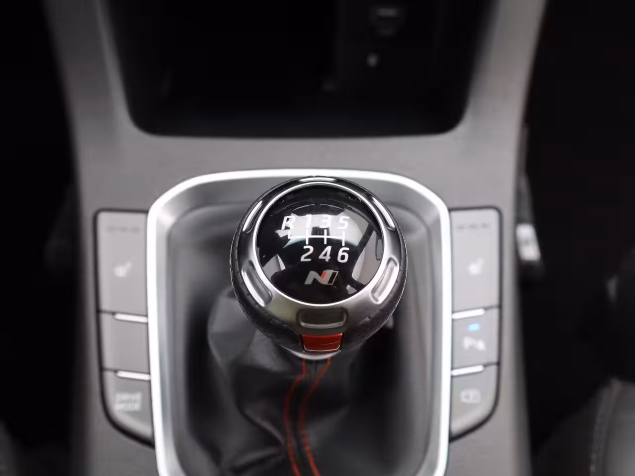 Hyundai i30 Wagon 1.5 T-GDi MHEV N Line | Apple Carplay/Android Auto | Navigatie | Achteruitrijcamera | Crui
