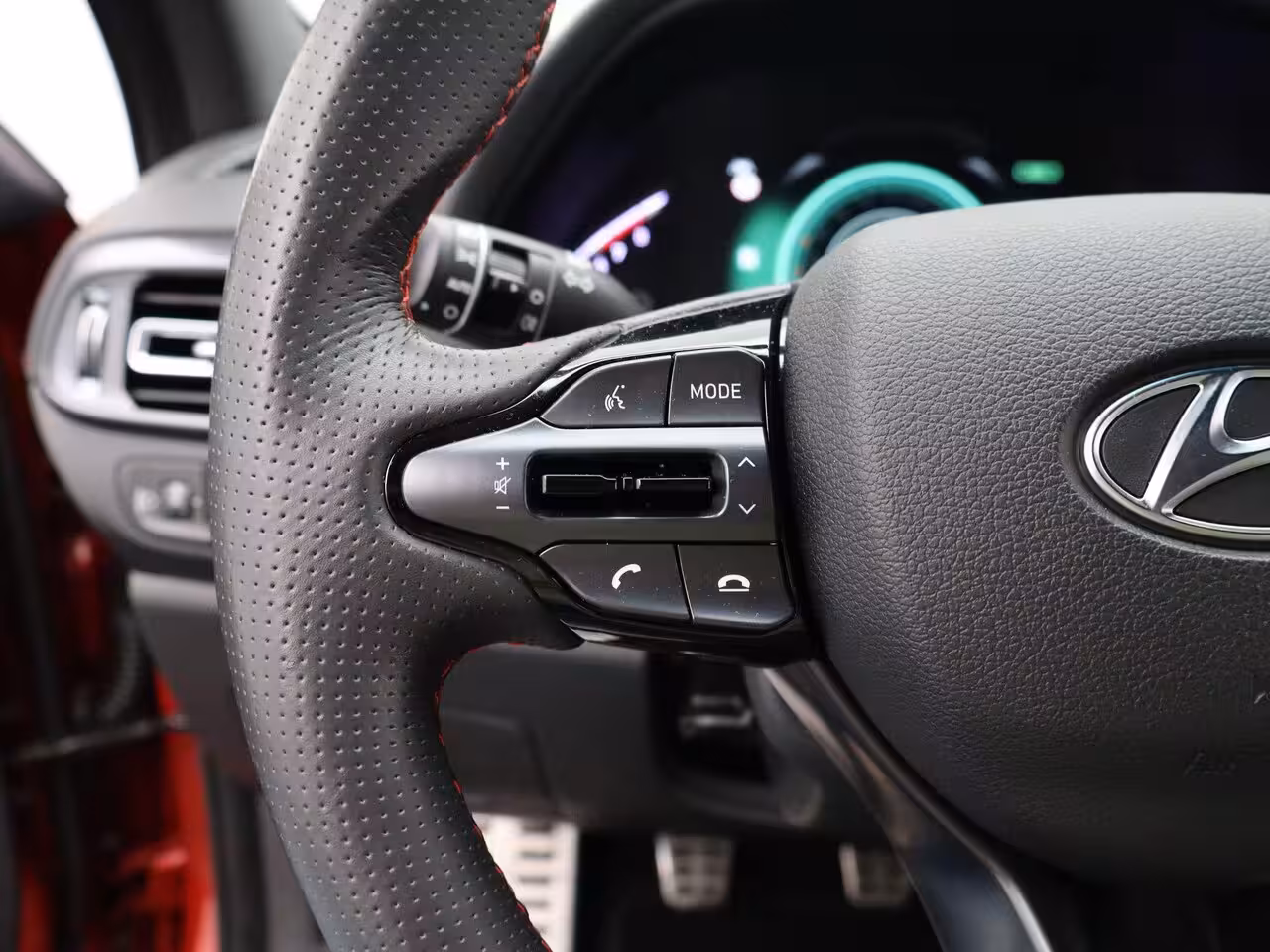 Hyundai i30 Wagon 1.5 T-GDi MHEV N Line | Apple Carplay/Android Auto | Navigatie | Achteruitrijcamera | Crui