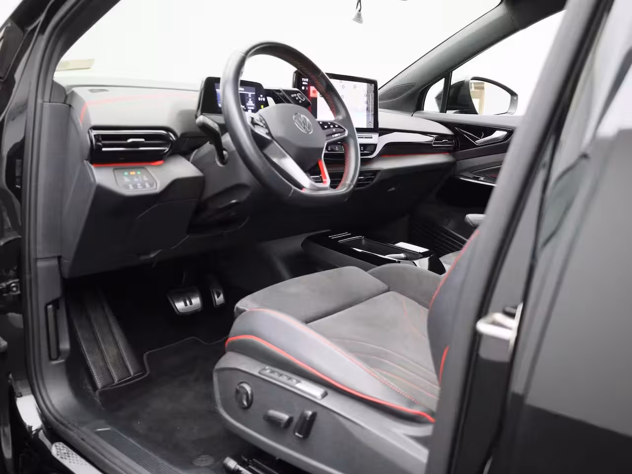 Volkswagen ID.5 GTX 77 kWh 299 PK| | Dealeronderhouden | SOH 90.26% |Panoramadak | 21 Inch Velgen | Stoelv
