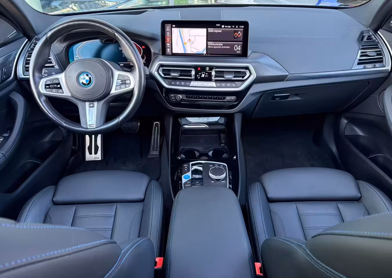 BMW iX3 High Executive Edition M-Sport 80 kWh Shadow Line / Driving Assistant / Panoramadak